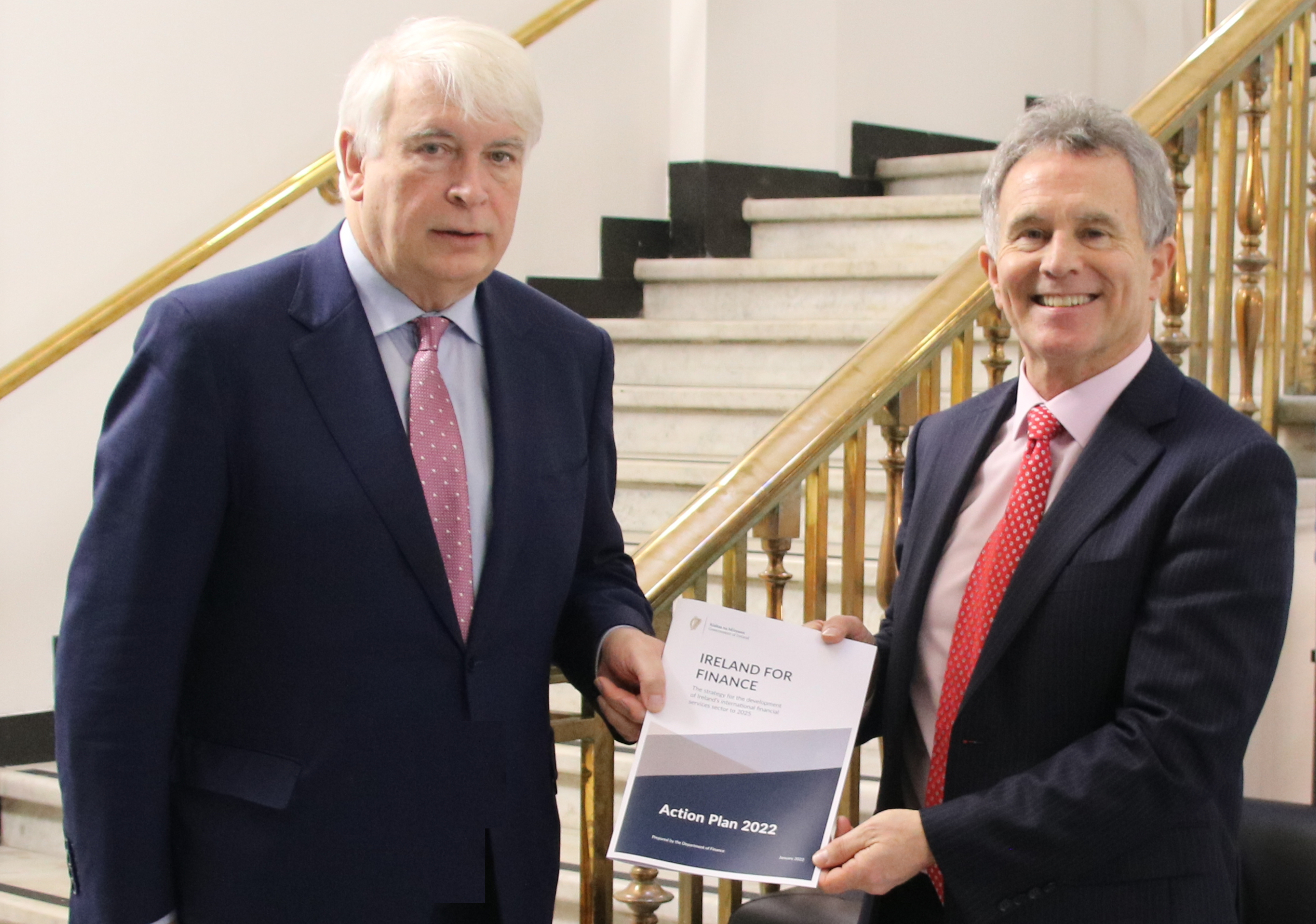 (L-R) Ken O'Brien, editor of <i>Finance Dublin</i>, with Minister of State at the Department of Finance, Sean Fleming TD.